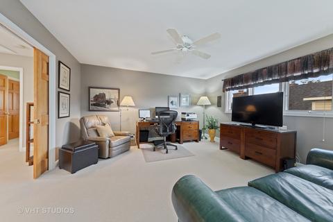 840 Pinegrove Ct, Wheaton, IL 60187 photo 23