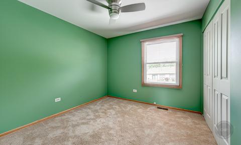 1735 Jasper Ct, Wheaton, IL 60189 photo 21