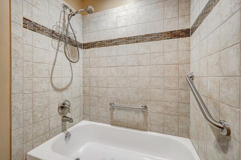 1735 Jasper Ct, Wheaton, IL 60189 photo 23
