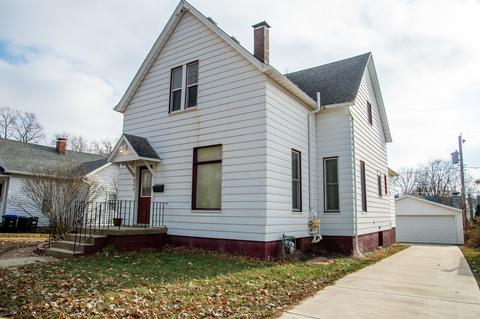 809 E Market St, Bloomington, IL 61701 photo 2