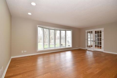 2128 Driving Park Rd, Wheaton, IL 60187 photo 17