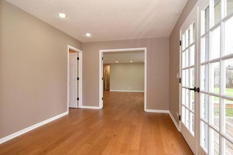 2128 Driving Park Rd, Wheaton, IL 60187 photo 22
