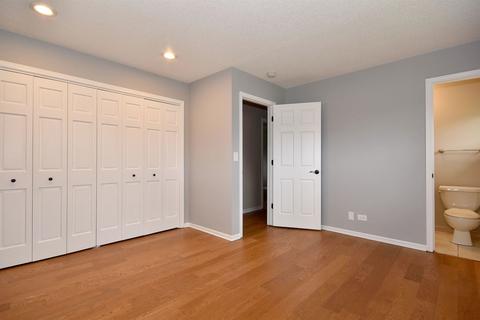 2128 Driving Park Rd, Wheaton, IL 60187 photo 33