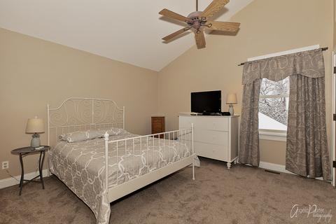 912 Ridgeway Trl, Mchenry, IL 60050 photo 30
