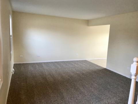 1176 Royal Blvd, Elgin, IL 60123 photo 5