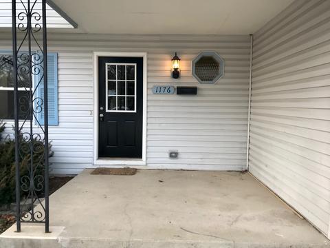 1176 Royal Blvd, Elgin, IL 60123 photo 3