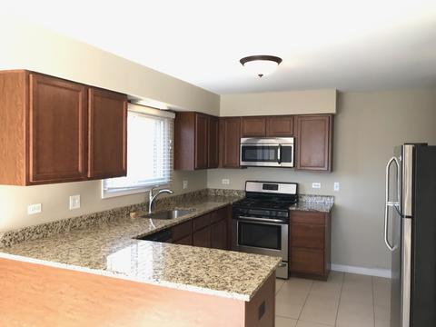 751 Dunmore Ln, Bartlett, IL 60103 photo 9