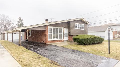 2721 Pearle Dr, Des Plaines, IL 60018 photo 2