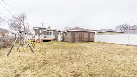 2721 Pearle Dr, Des Plaines, IL 60018 photo 22