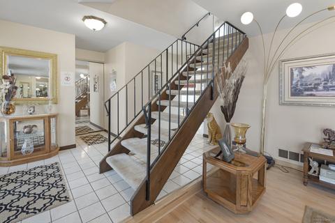 1021 Fall Cir, Roselle, IL 60172 photo 8