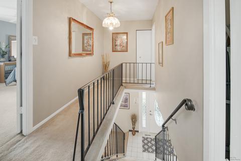 1021 Fall Cir, Roselle, IL 60172 photo 22