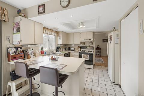 1021 Fall Cir, Roselle, IL 60172 photo 12