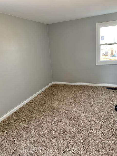 577 2nd Ave, Aurora, IL 60505 photo 8