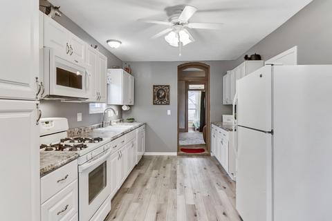 310 E Adams St, Towanda, IL 61776 photo 3