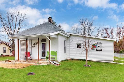 310 E Adams St, Towanda, IL 61776 photo 31