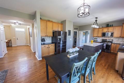 25525 Pavilion Pl, Plainfield, IL 60585 photo 6