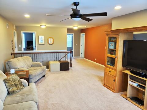 291 Monument Rd, Elgin, IL 60124 photo 14