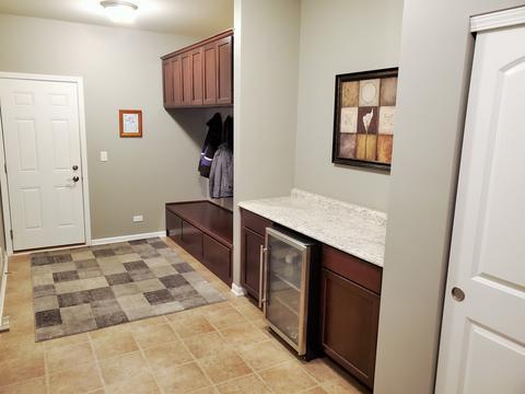 291 Monument Rd, Elgin, IL 60124 photo 11