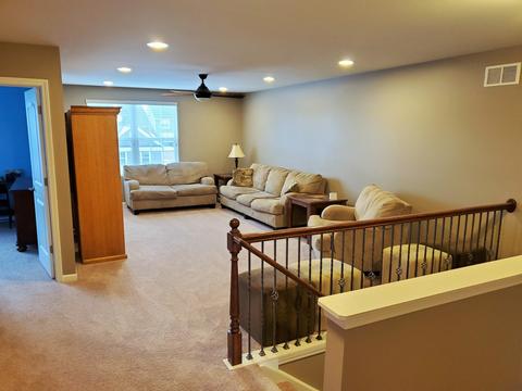 291 Monument Rd, Elgin, IL 60124 photo 13