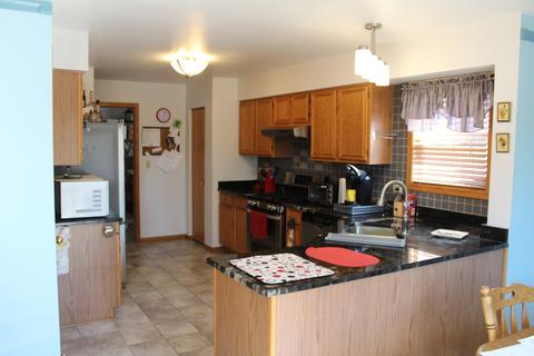 2201 Riverside Dr, Plainfield, IL 60586 photo 5