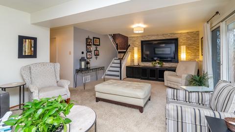2070 Shepard Rd, Hoffman Estates, IL 60169 photo 30