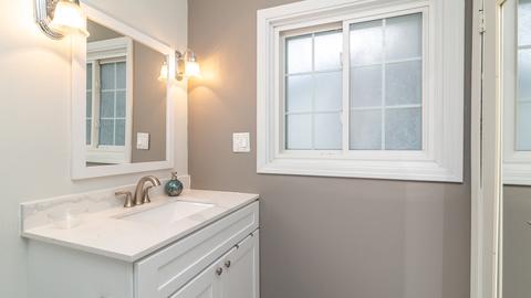 2070 Shepard Rd, Hoffman Estates, IL 60169 photo 24