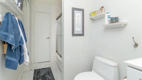 2070 Shepard Rd, Hoffman Estates, IL 60169 photo 25