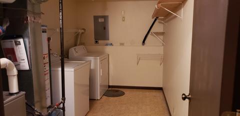 686 Shenandoah Trl, Elgin, IL 60123 photo 21