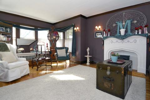 1712 Ash St, Des Plaines, IL 60018 photo 3