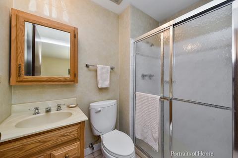 2205 Kingston Dr, Wheaton, IL 60189 photo 10