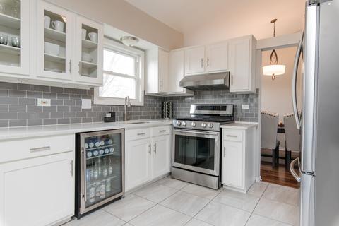 1346 Sebring Cir, Elgin, IL 60120 photo 8