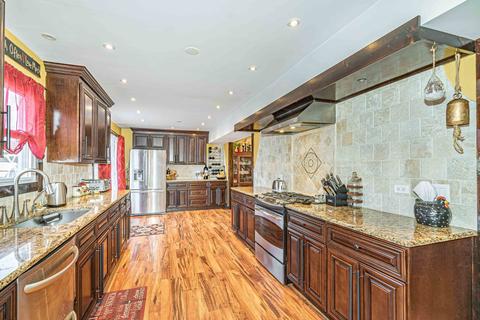 228 N Hackberry Dr, Streamwood, IL 60107 photo 5