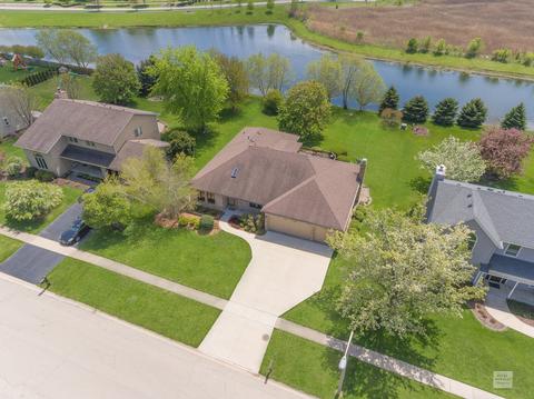 45 Robert Rd, Oswego, IL 60543 photo 2