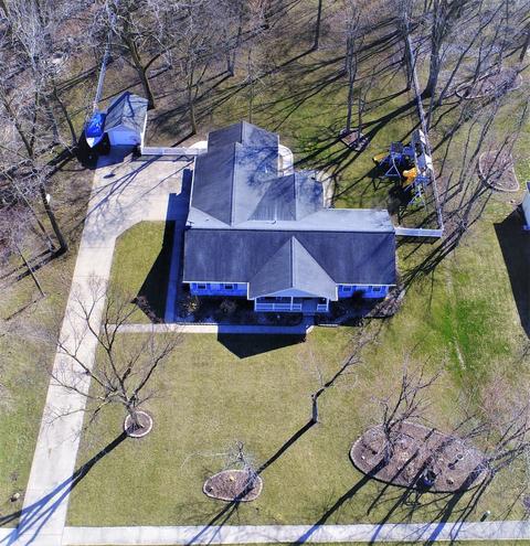 169 E 3rd St, Braidwood, IL 60408 photo 4