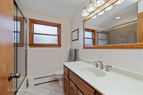 1009 W Pendleton Pl, Mount Prospect, IL 60056 photo 10