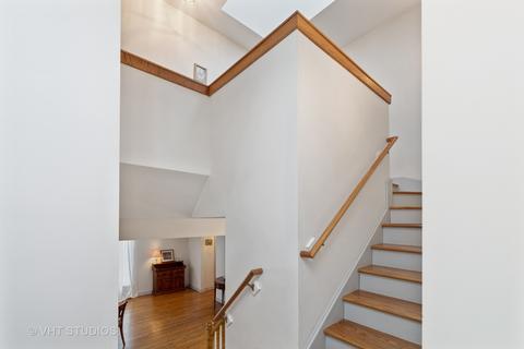 1009 W Pendleton Pl, Mount Prospect, IL 60056 photo 8