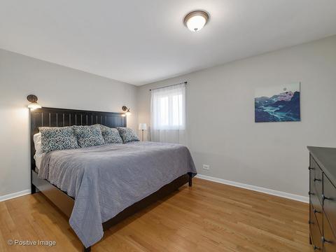 111 S Summit St, Wheaton, IL 60187 photo 8