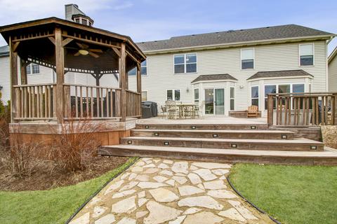 162 Fieldcrest Dr, Bartlett, IL 60103 photo 49