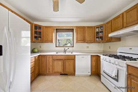 317 High St, Maple Park, IL 60151 photo 7
