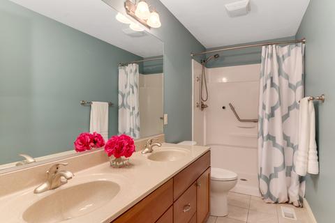 3604 Matthew Dr, Bloomington, IL 61704 photo 35
