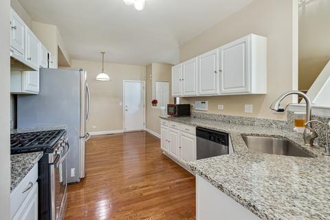 2391 Reflections Dr, Aurora, IL 60502 photo 6