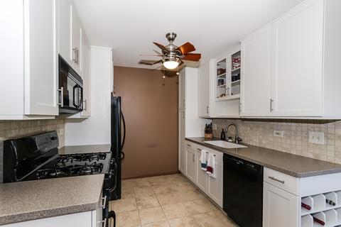 362 Wilmington Dr #A2, Bartlett, IL 60103 photo 10
