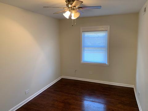9821 S Prairie Ave, Chicago, IL 60628 photo 11