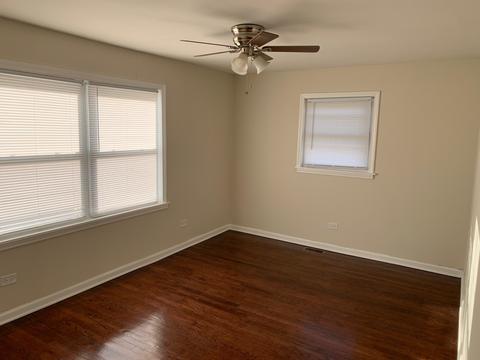 9821 S Prairie Ave, Chicago, IL 60628 photo 10