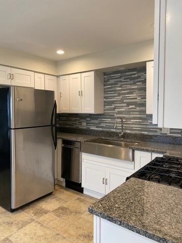 9821 S Prairie Ave, Chicago, IL 60628 photo 4