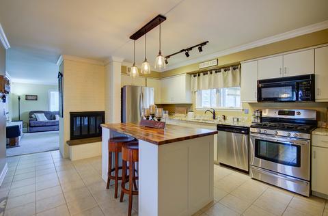53 Old Post Rd, Montgomery, IL 60538 photo 7