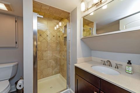 1103 Golf Ln, Wheaton, IL 60189 photo 21