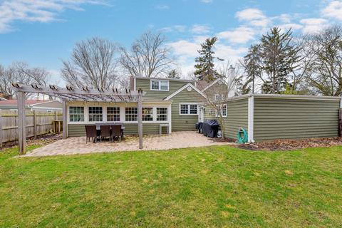 1103 Golf Ln, Wheaton, IL 60189 photo 23