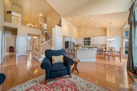 220 Bridle Path Ct, Fox River Grove, IL 60021 photo 9