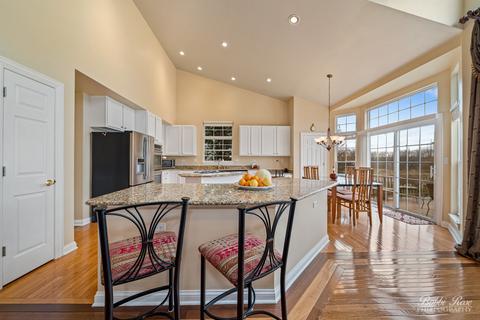 220 Bridle Path Ct, Fox River Grove, IL 60021 photo 5